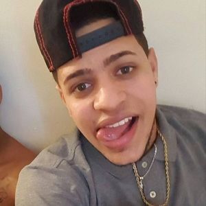 Meet your Posher, Adrian brito