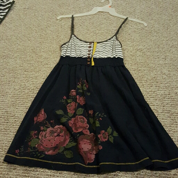 Sailor looking dress