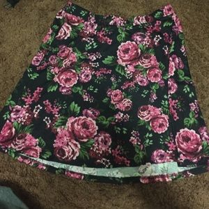 Floral mini skirt  (TRADES AND OFFERS WELCOME)