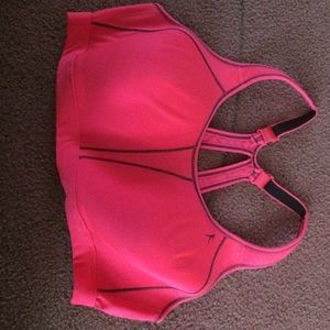 Danskin Sports Bra size 40 D