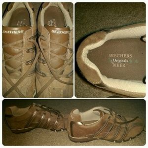 Sketchers Tan Shoes