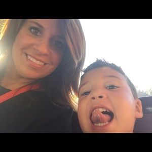 Meet your Posher, Danielle