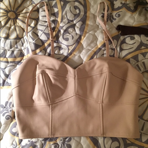 Fancy beige sexy crop top tank