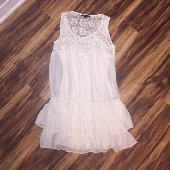 White lace dress