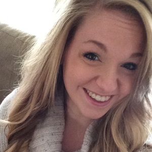 Meet your Posher, Corrine