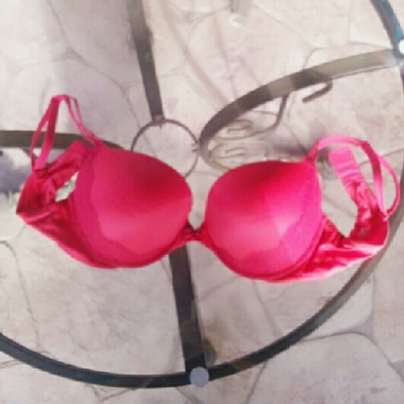 Victoria's secret bra