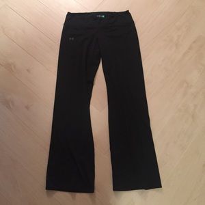 Under Armour women's fitted black pants. Size Med