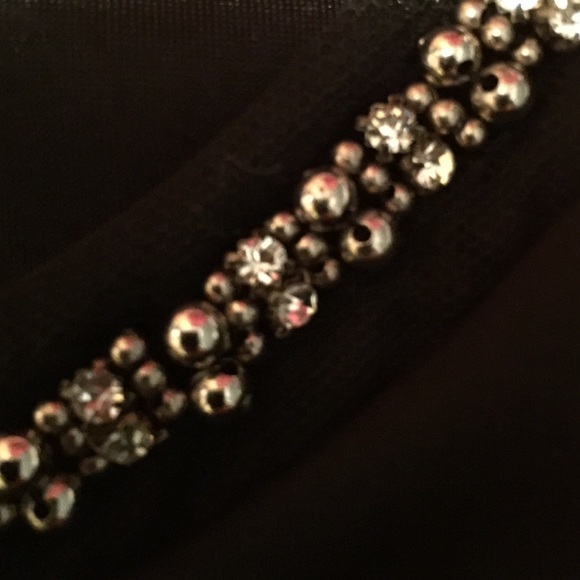 Top - Picture 2 of 3