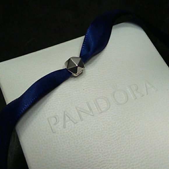 Pandora clip