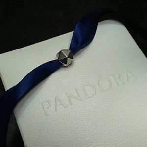 Pandora clip