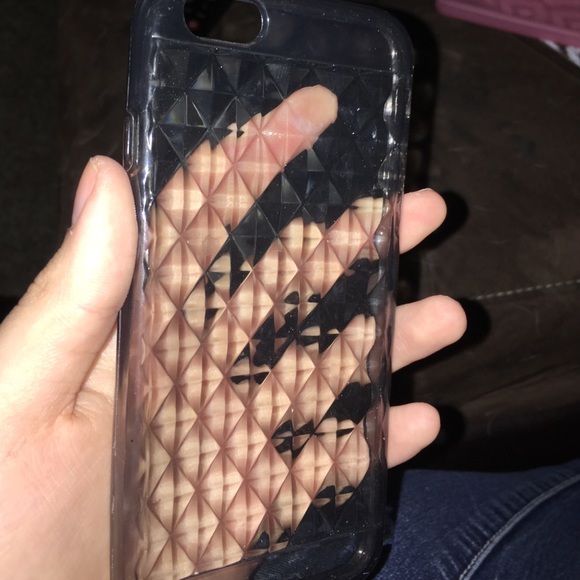 Clear iPhone 6/6s case.