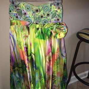 Sherri Hill 3/4 - Short Beaded Prom Dress