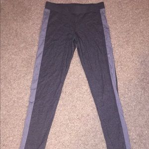 Hold for @lizzy ⚡️VS PINK leggings