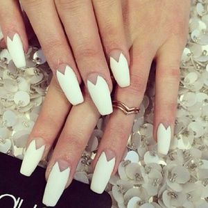 Meet your Posher, Daphne