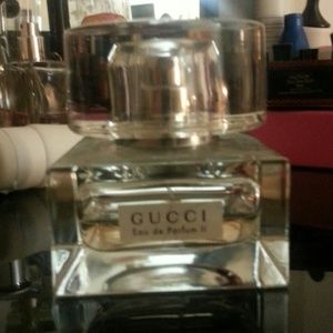 Gucci Eau de perfume ||