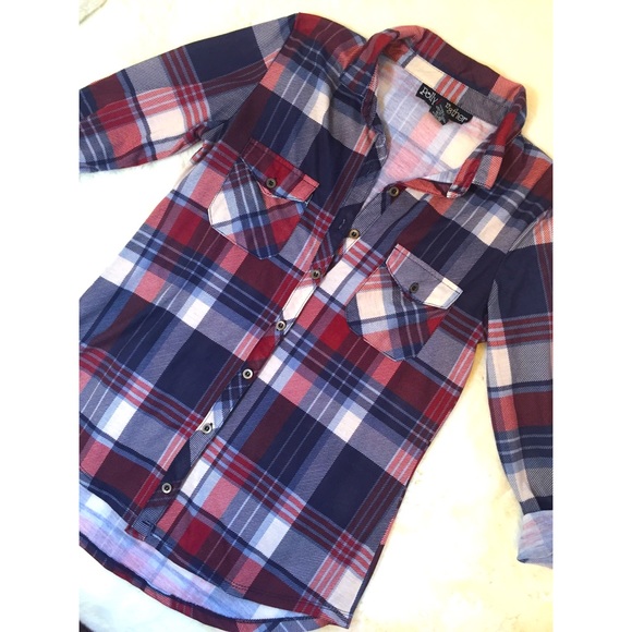 •Plaid Shirt•