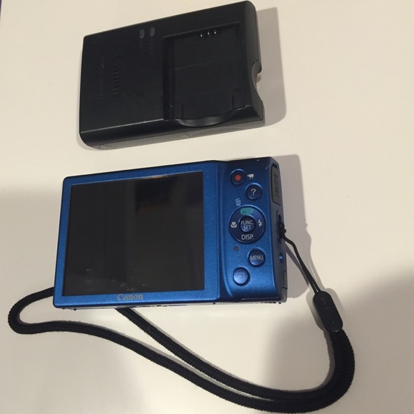 Canon point and shoot camera - Picture 2 of 2