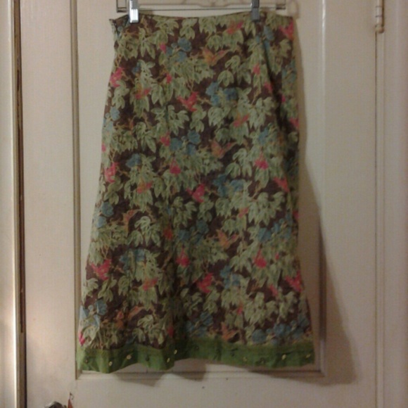 Midi skirt w/ sequence embellishments on hem