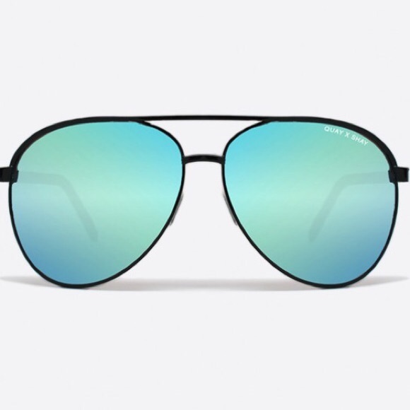 Quay x Shay "Vivienne" Aviators