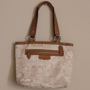 Coach shoulder bag