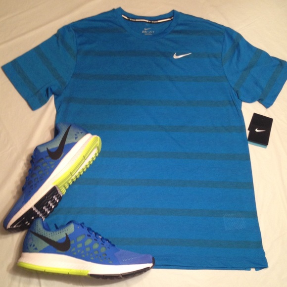 L Men's Nike tee Dri fit Stay Cool - Picture 2 of 3