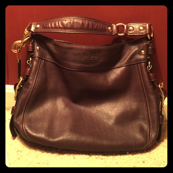 Coach Leather Purse 100% Authentic