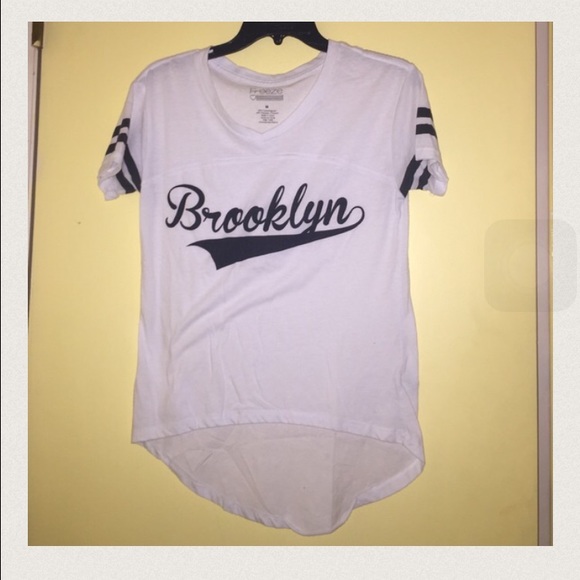 High-Low tshirt - Picture 3 of 3