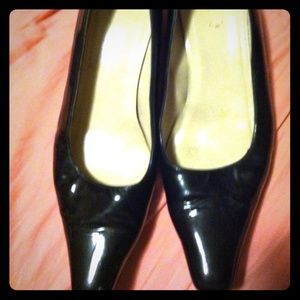 Christian Louboutin size 39 1/2. Loved but fab!