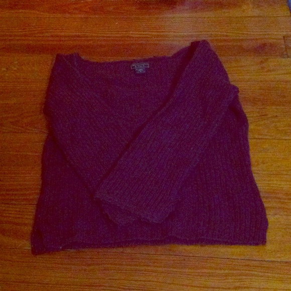 Perfect condition 3/4 length sleeve wool sweater