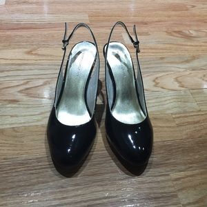 Tommy Hilfiger heels size 7.5