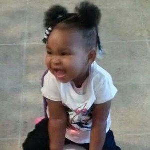 Meet your Posher, Niki