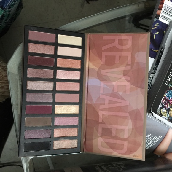 Coastal scents revealed 2 palette