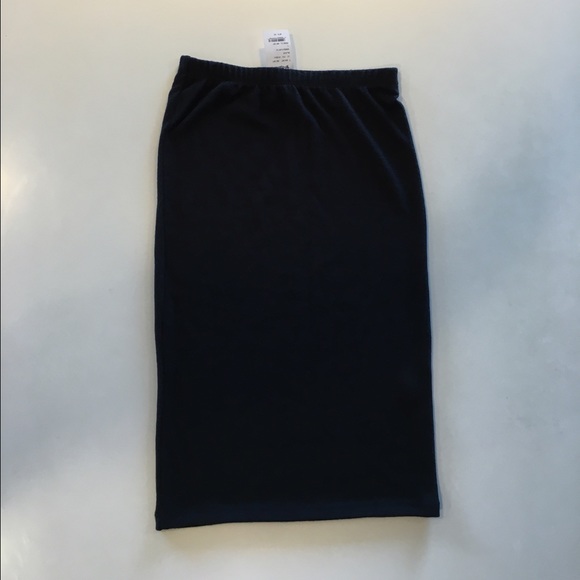 Cashmere - like texture Black Skirt NEW - Picture 2 of 4