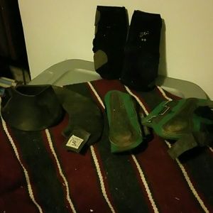 Used bell boots,splint boots, front smb boots