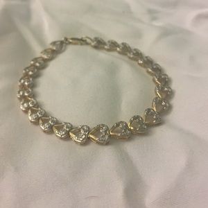 Gold heart bracelet