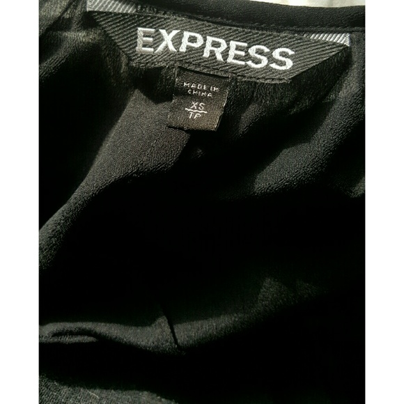 Express Blouse - Picture 3 of 3
