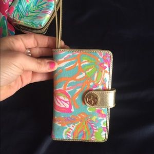 *SOLD on FB* GUC Lilly Pulitzer iPhone 6 wristlet