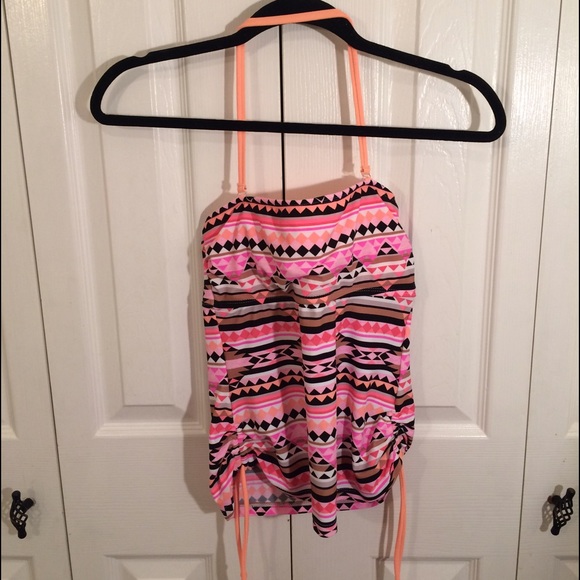 Arizona Jean co. tankini top with strap
