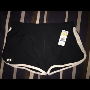 NWT - Under Armour Shorts - ladies sz XL