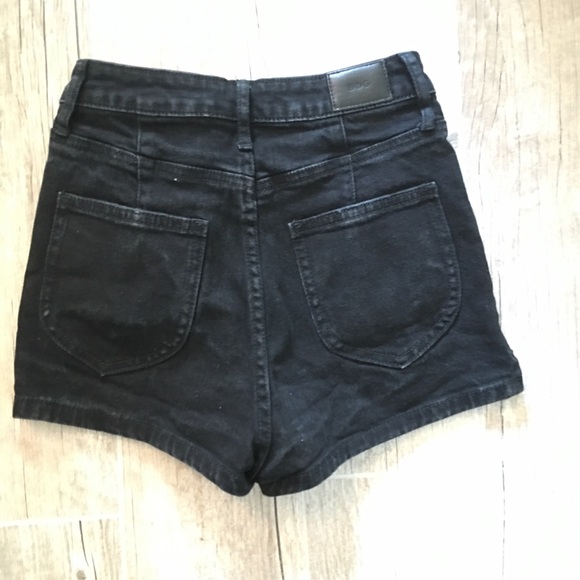 ❌SOLD❌BDG super high rise spade pin up shorts - Picture 3 of 3