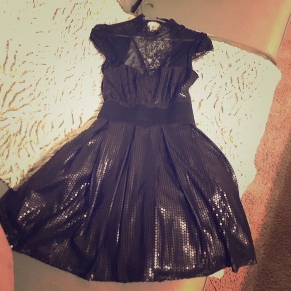 Bebe-Special Occasion Black Sequined Bottom Dress