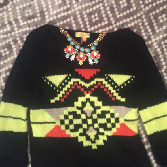 Princess Vera Wang Sweater - Picture 2 of 2