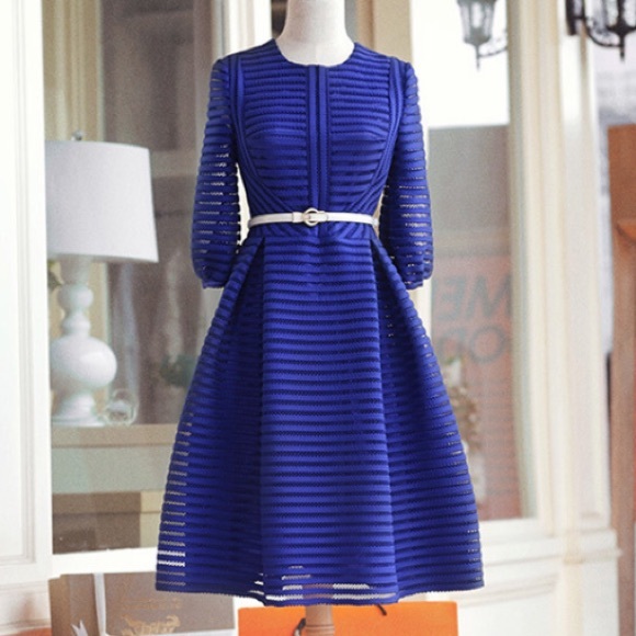 Gorgeous Party Wear Dress - Picture 3 of 4