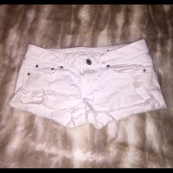 American Eagle Shorts - Picture 1 of 3
