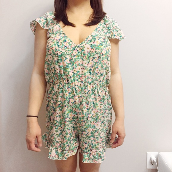 FLORAL GREEN ROMPER