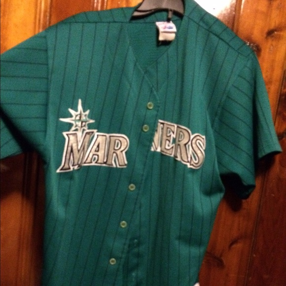 Jerseys - Picture 2 of 3