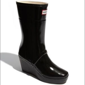 Hunter Wedge rain boot size 7