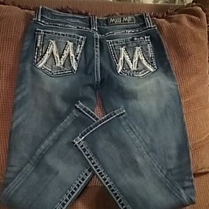BUCKLE EXCLUSIVE MISS ME M SERIES JEANS