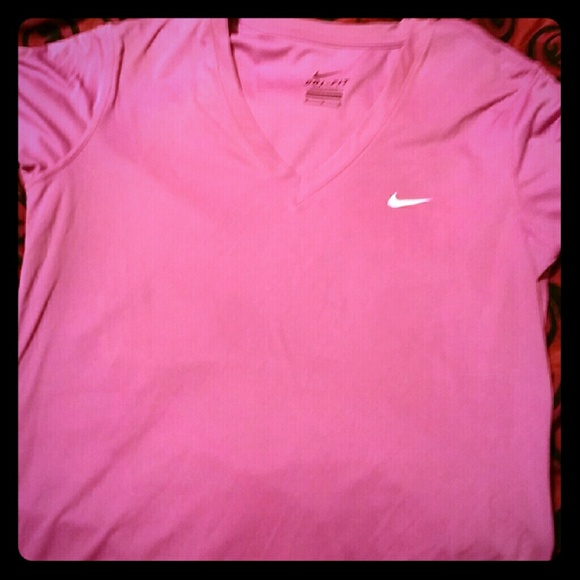 ❌SOLD❌Nike Dri-Fit V Neck