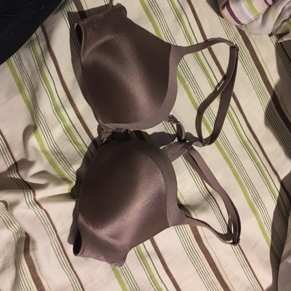 Victoria's Secret racer back plunge bra 32 A